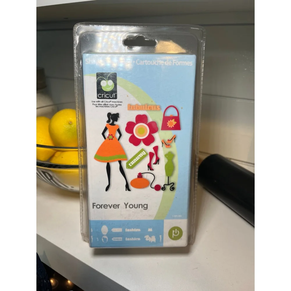 New Cricut Cartridge FOREVER YOUNG Brand New and Sealed